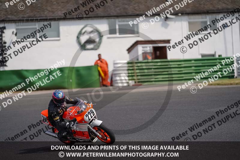 enduro digital images;event digital images;eventdigitalimages;mallory park;mallory park photographs;mallory park trackday;mallory park trackday photographs;no limits trackdays;peter wileman photography;racing digital images;trackday digital images;trackday photos